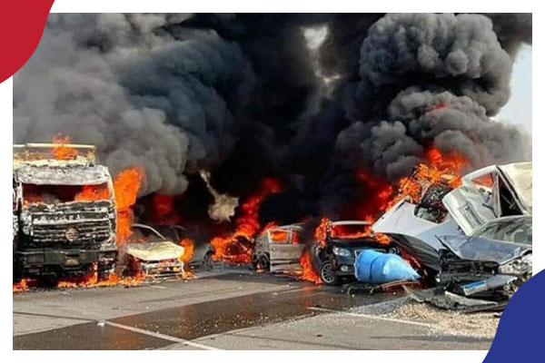 نزيف لا يتوقف بسبب العيوب الفنية وتهور السائقين: طرق مصر..مصيدة الموت!